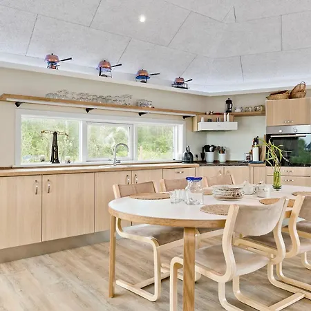 Stunning In With House Sea View *