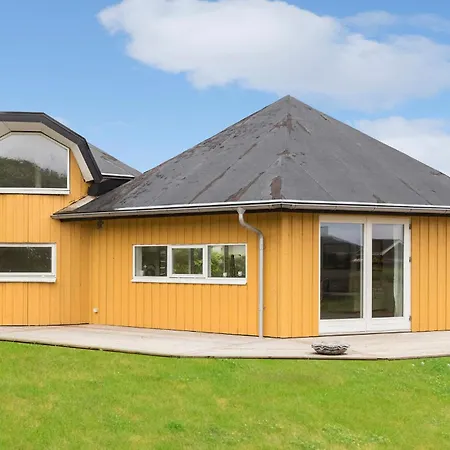 Stunning In With House Sea View Holiday home *